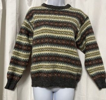 United Colors Of Benetton Women’s Vintage Shetland Wool Sweater Size Large