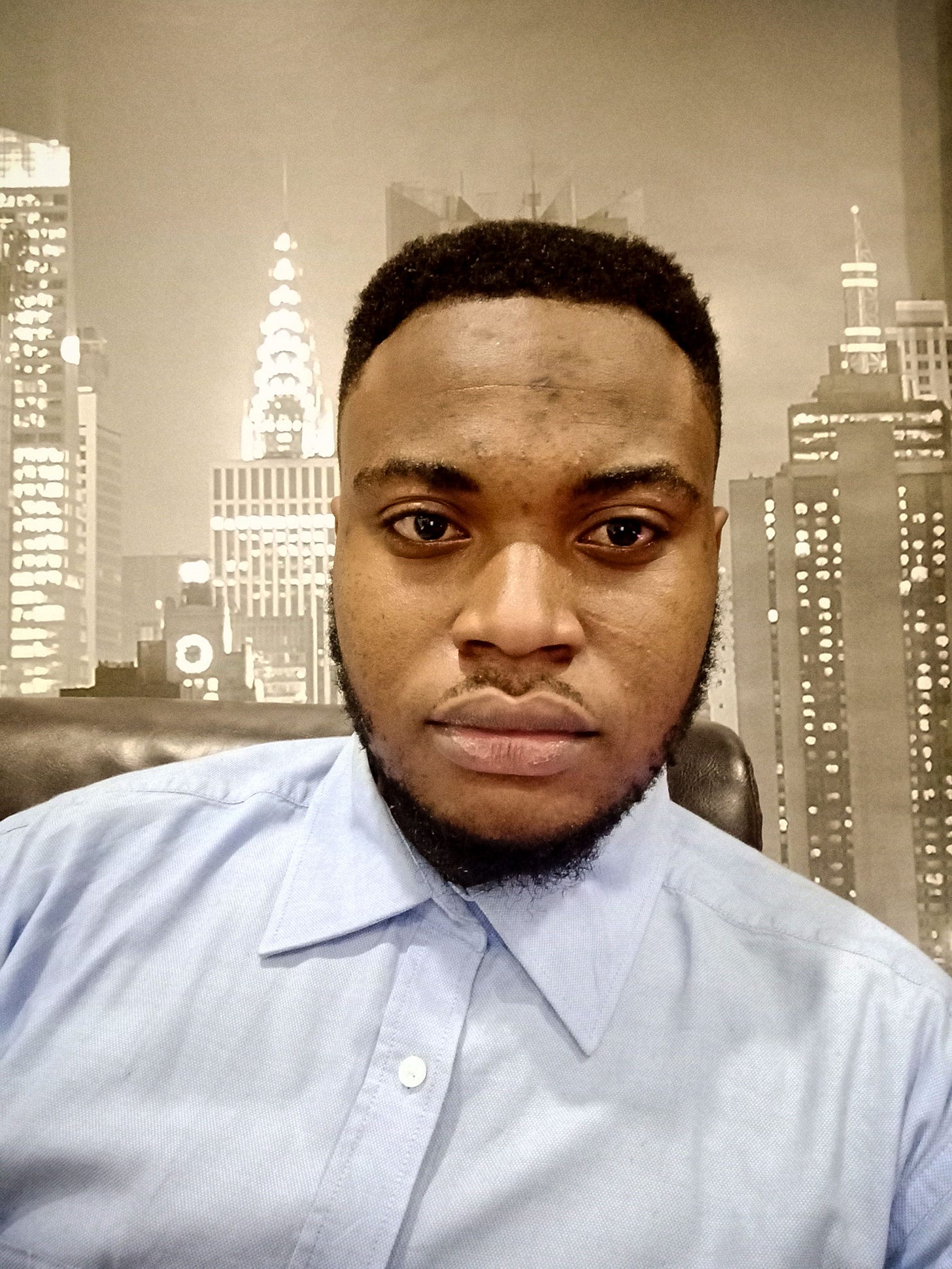 Francis Essel Etetere