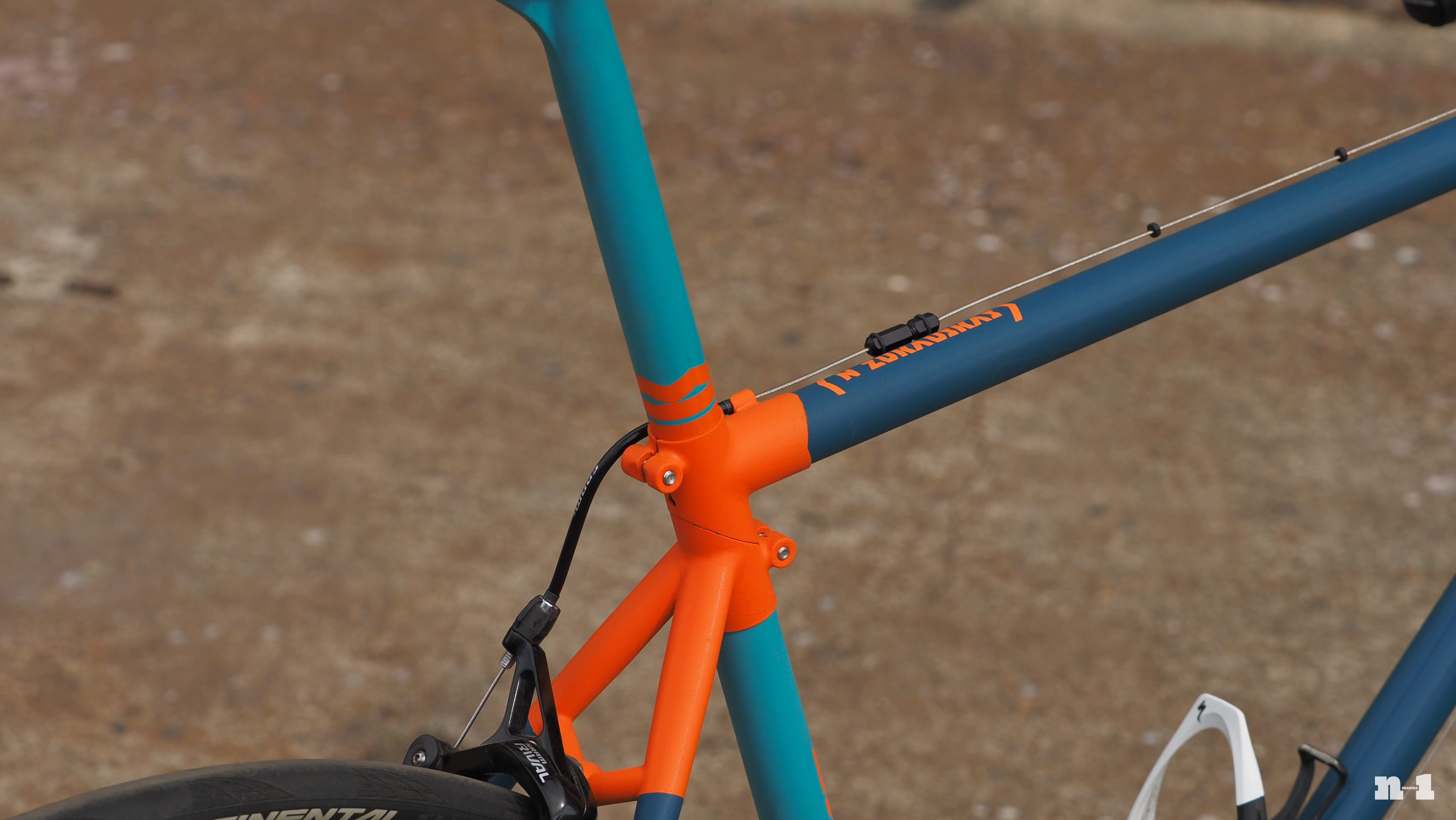 Nikas Bikes travel road bike seat tube coupler