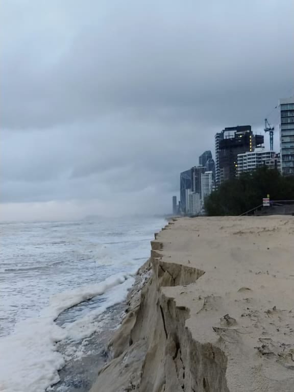 Ex-Tropical Cyclone Alfred gouges millions of cubic metres of sand from  500km of coastline | RNZ News