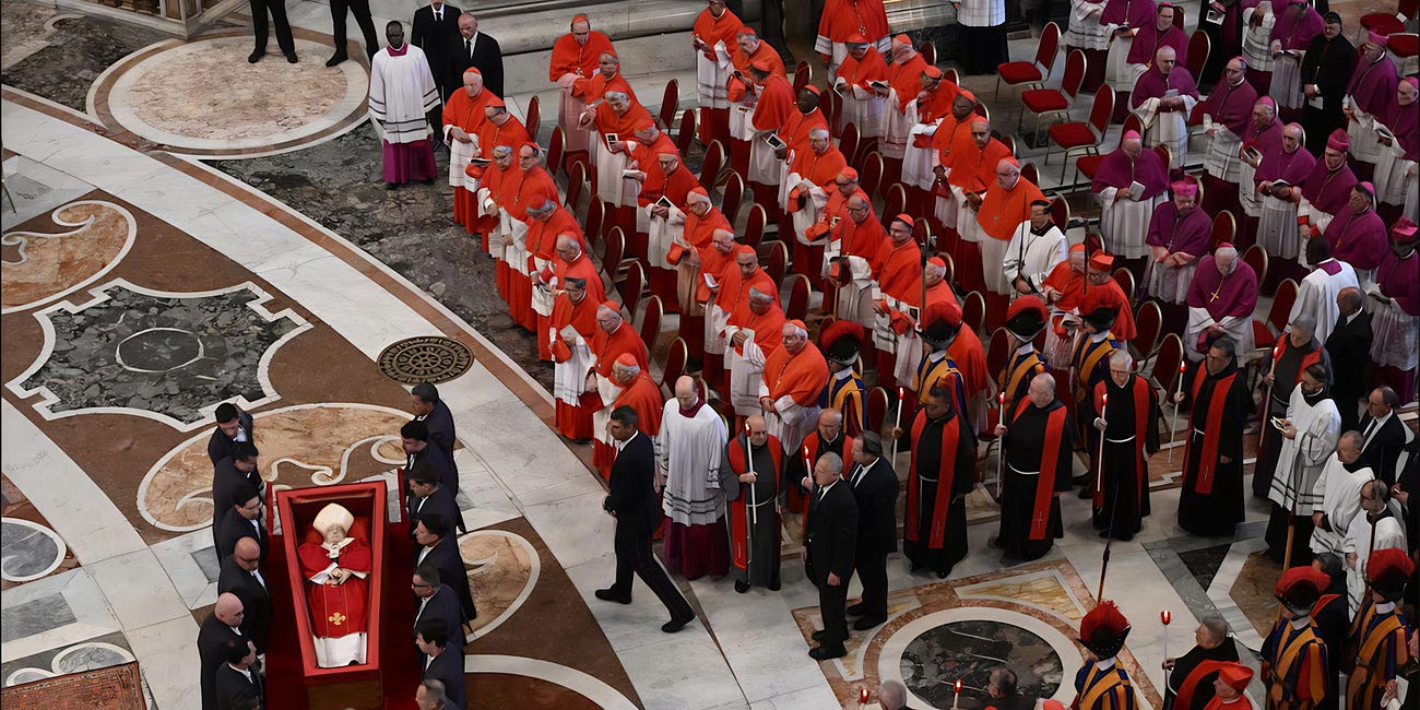 Féretro del Papa Francisco ya está en la basílica de San Pedro para que los fieles puedan despedirse antes de su funeral