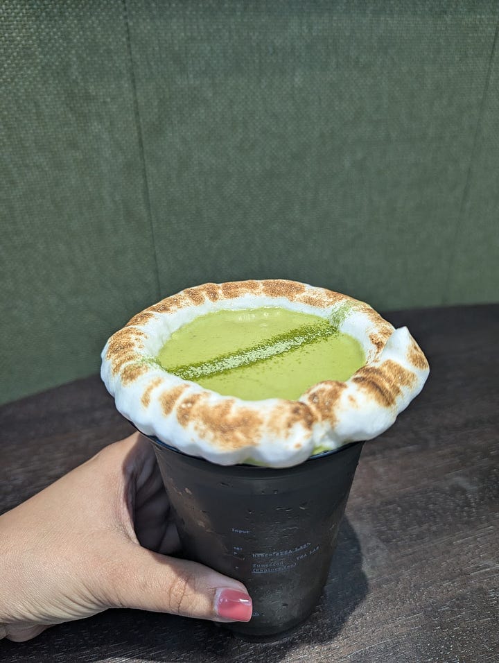 HEYTEA drinks.