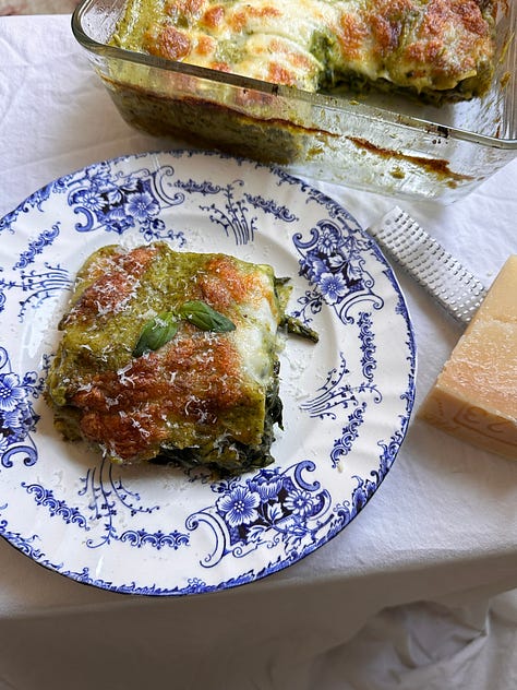 Pesto lasagna dish 