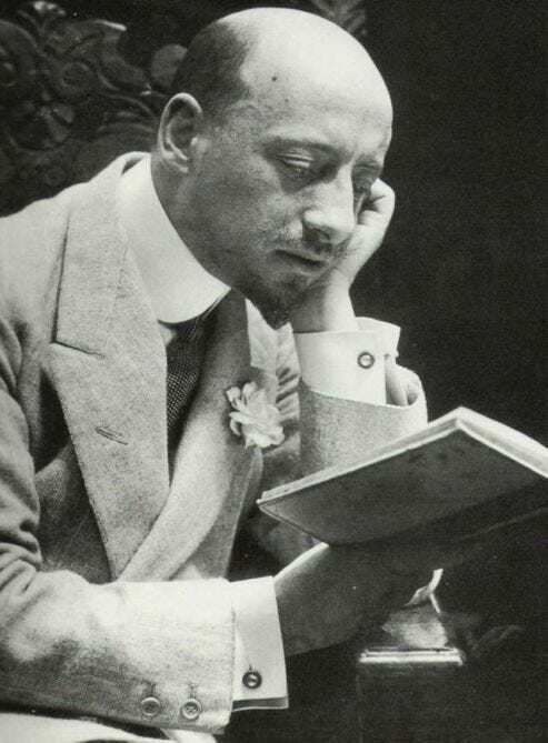 Gabriele D'Annunzio – ekscentrični pjesnik i avanturist – 1938. |  Povijest.hr
