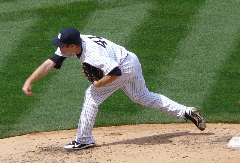 800px-David_Phelps_on_April_14,_2012