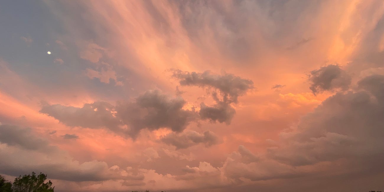 HAIL THE WESTERN SKIES!