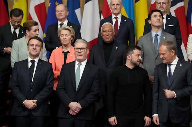 European leaders photographed before an official portrait is taken. Starmer, Macron, Zelensky and Scholz are in the front row. European leaders photographed before an official portrait is taken. Starmer, Macron, Zelensky and Scholz are in the front row.