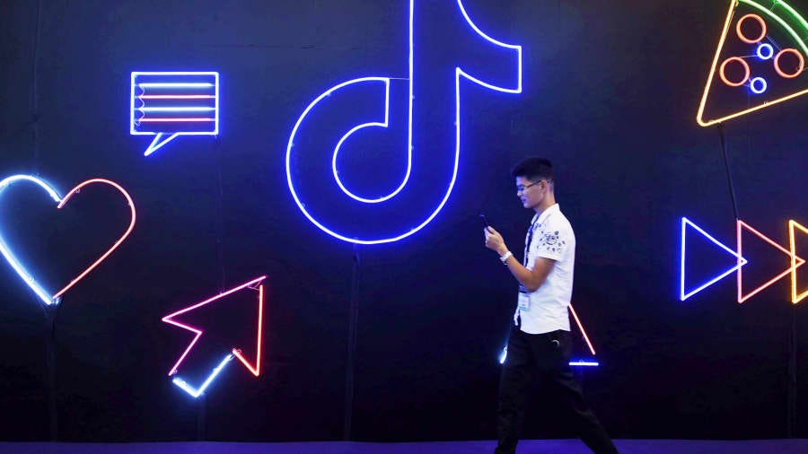 Chinese tech stocks rally after regulatory compliance pledge
