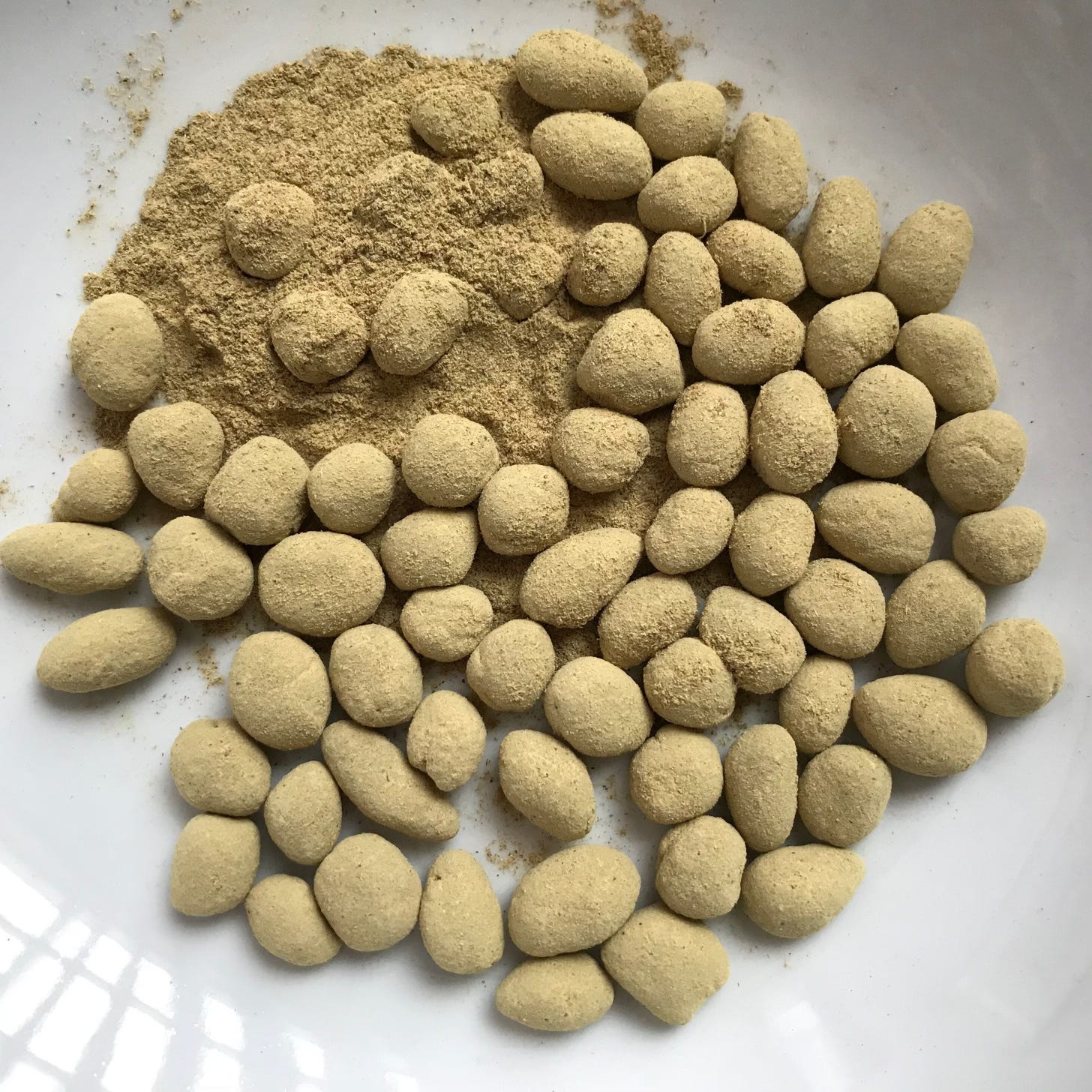 Powdery brown pills of honey and cramp bark
