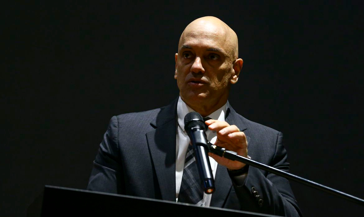 As ilegalidades de Moraes