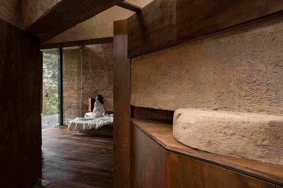 The sustainable home integrates mud with cement to form a structure that can withstand different temperatures The sustainable home integrates mud with cement to form a structure that can withstand different temperatures