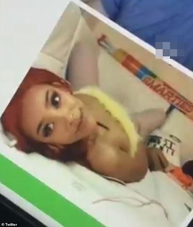 Doja Cat denies 'stripping for white supremacists' in video | Daily Mail Online Doja Cat denies 'stripping for white supremacists' in video | Daily Mail Online