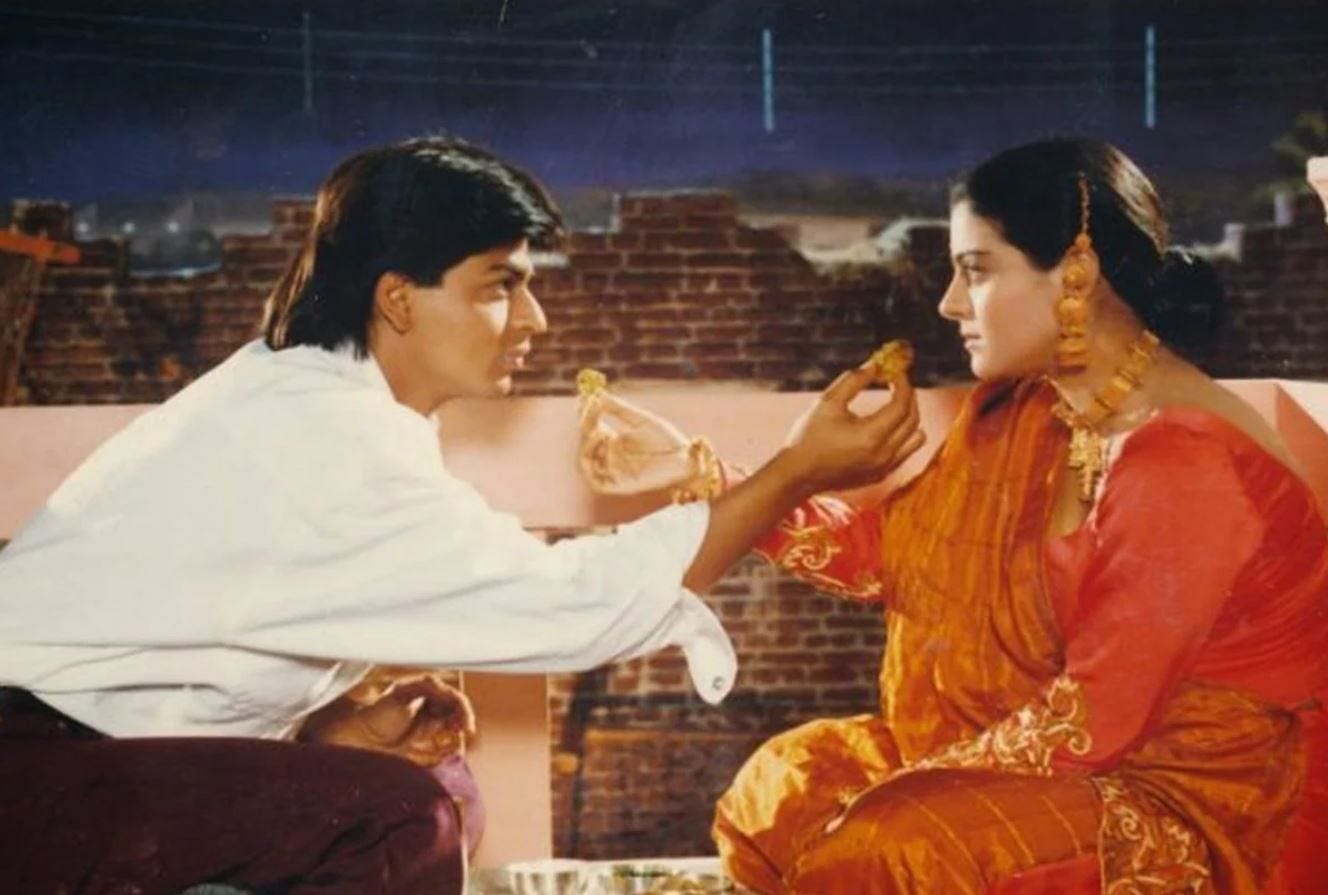 Karwa Chauth Festival | डीडीएलजे से लेकर बागबान तक, तस्वीरों में बॉलीवुड का  करवा चौथ | DDLJ, Baghban, Kabhi Khushi Kabhie Gham