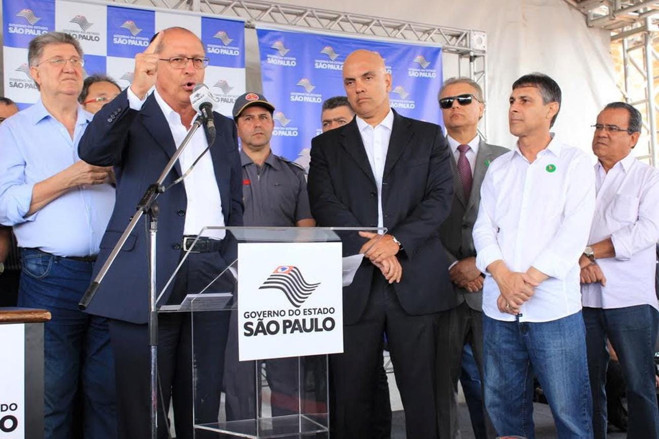 Sebastião Santos acompanha o depoimento de Geraldo Alckmin, na presença do secretário da Segurança Pública, Alexandre de Moraes