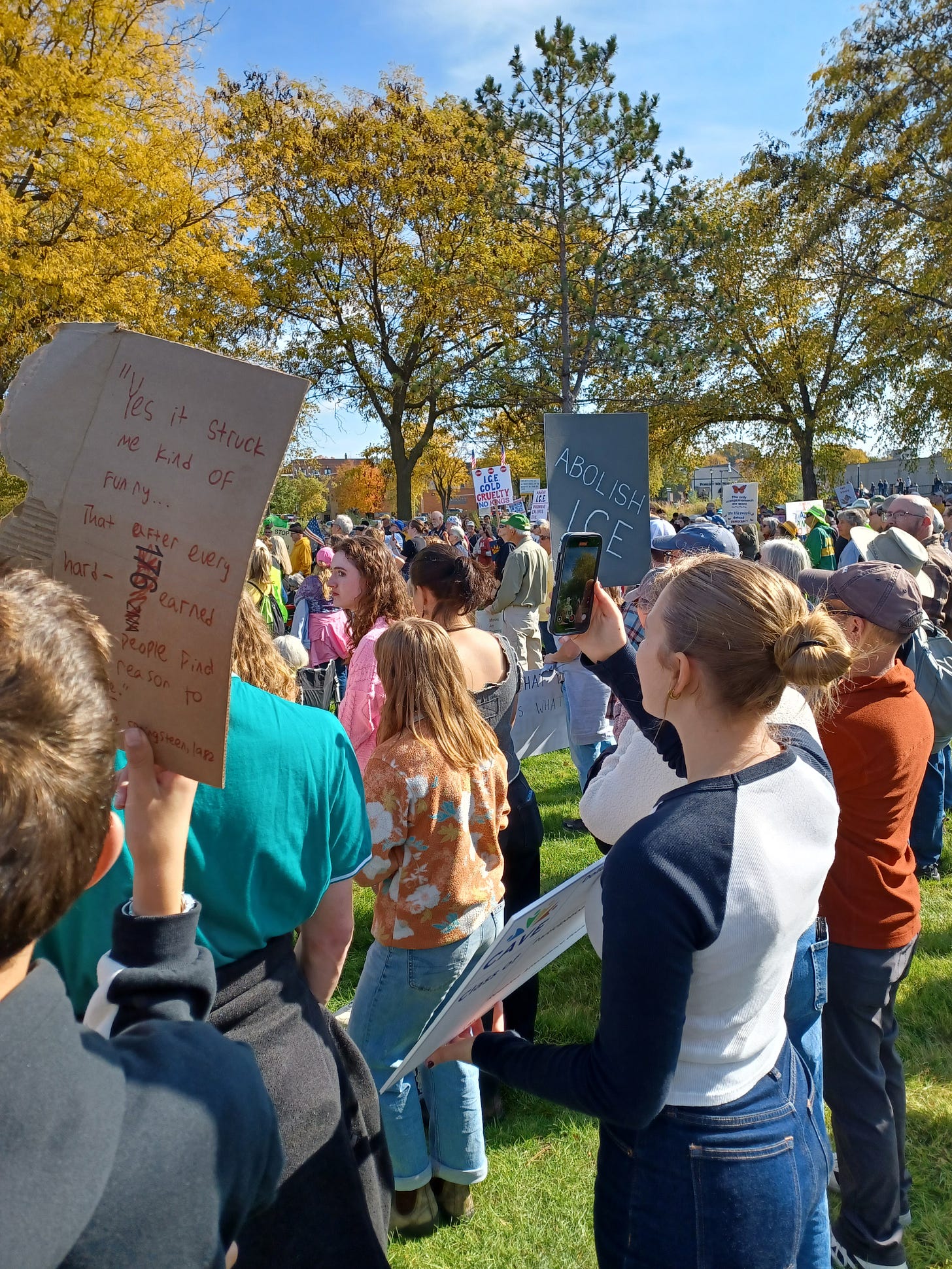 No Kings Day wraps up, Northfield, MN, October 18, 2025