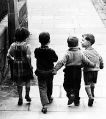 February 1966 Edinburgh. Photo by Robert Blomfield (1938-2020), one of many  photographs recently discovered by his family after his death, which were  hidden away in shoeboxes. c/r The Estate of Robert Blomfield.