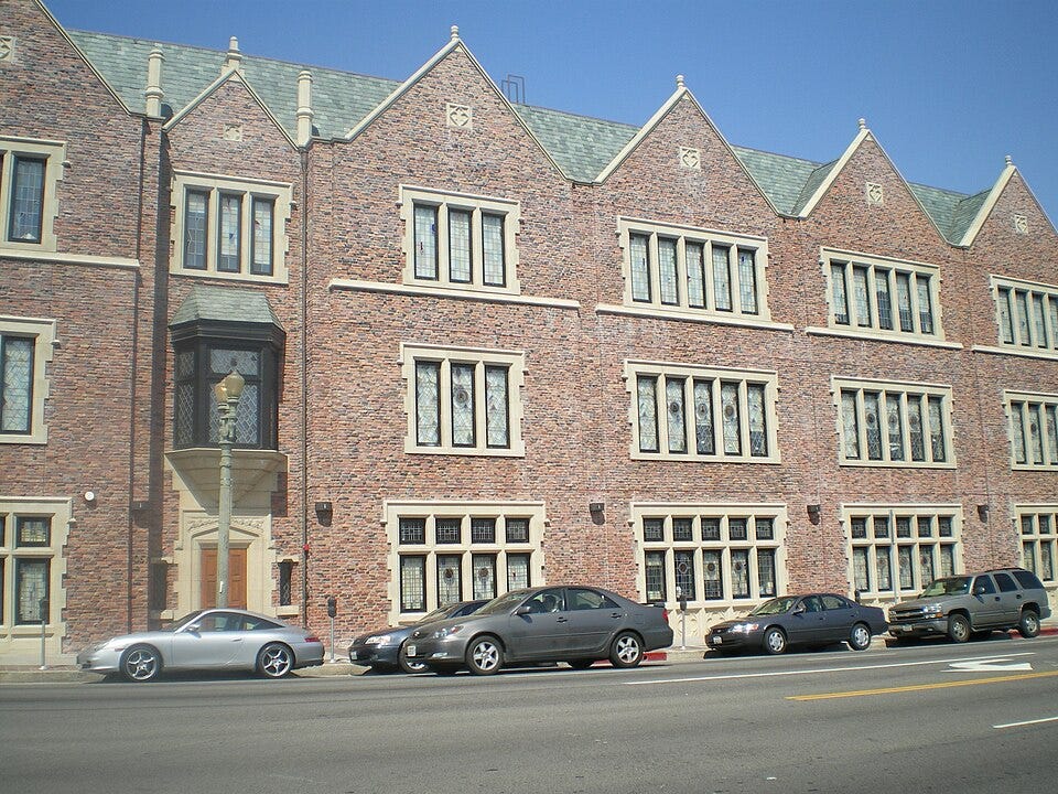 jewish tunnels nyc chabad rebbe 770 elie lichtschein 