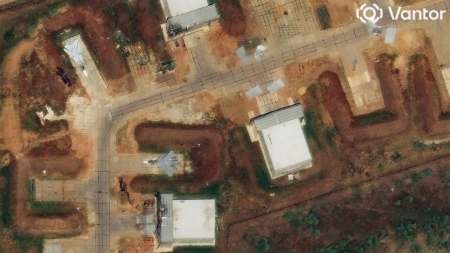 saki-airbase_crimea.jpg saki-airbase_crimea.jpg