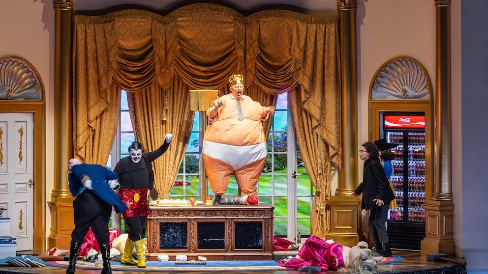 Monster's Paradise,' lampooning US President Donald Trump, has world  premiere at Hamburg Opera - ABC News