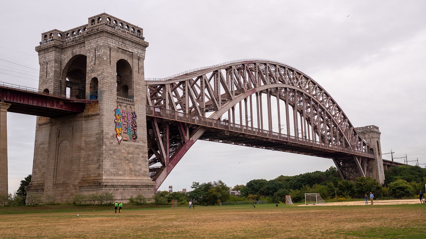 New York City’s Hell Gate Bridge. (Photo credit: Michael Mazengarb)