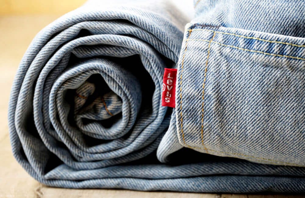 Levi's ©aijaphoto / Shutterstock.com Levi's ©aijaphoto / Shutterstock.com