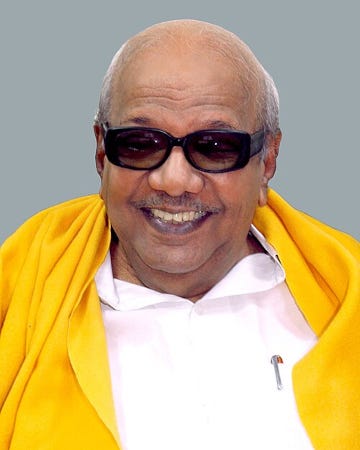 T^te chauve, lunettes noires et sourire jovial : l'expression "On lui donnerait le bon Dieu sans confession" semble avoir été inventée pour lui.