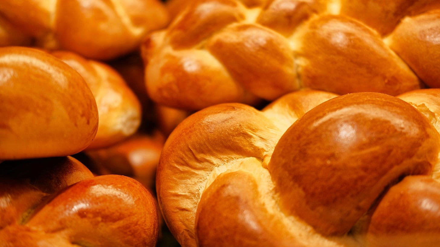 Five ways to perfect your Swiss knowledge while staying at home