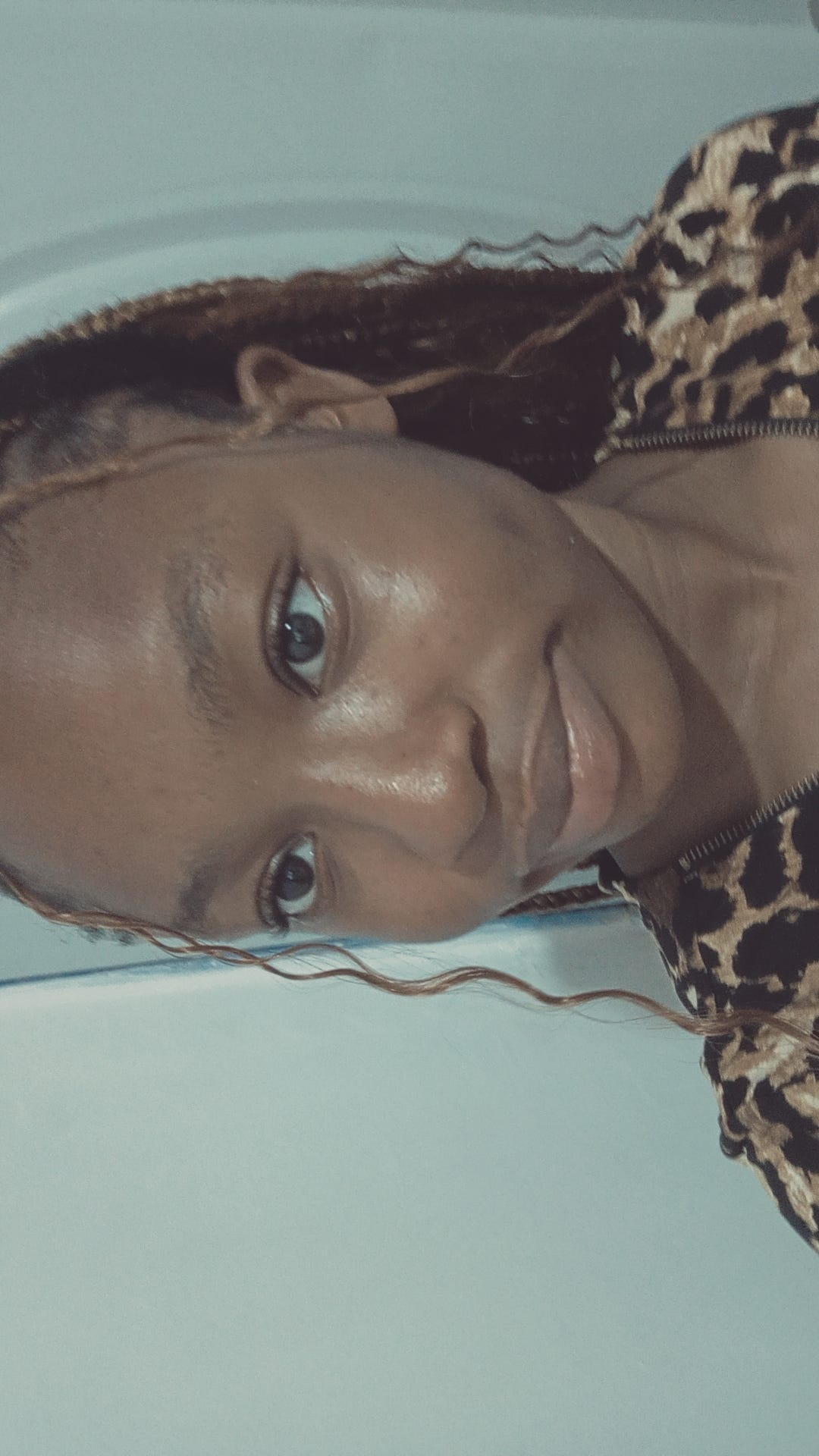 xoxo, Tinuke\ud83e\udd0d