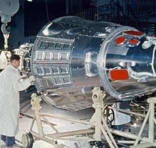 sputnik 3 during preflight assembly sputnik 3 during preflight assembly