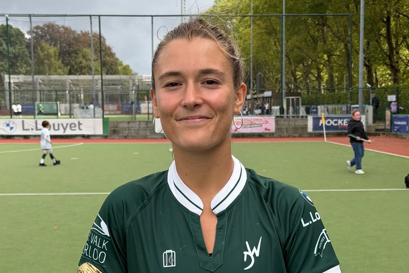 Berta Muñoz en los Waterloo Ducks. Jugadora del partido frente al Braxgata.