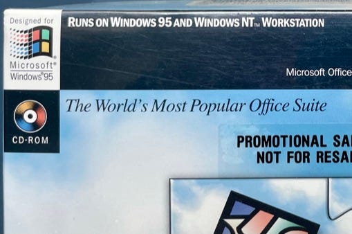 038. Designed for Windows 95