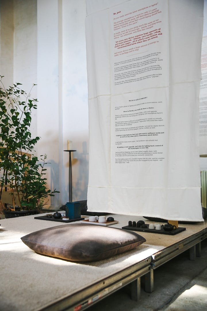 Re_pair banners with text