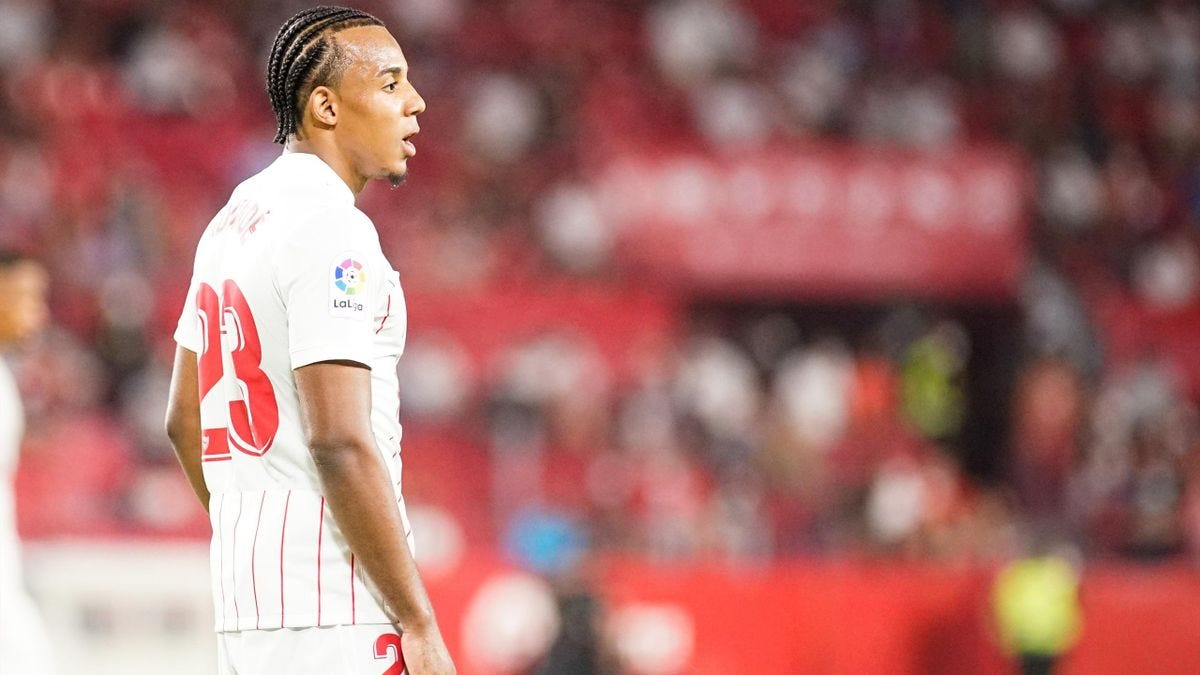 Chelsea consider Sevilla's Jules Kounde as a replacement for defender  Antonio Rudiger - Paper Round - Eurosport