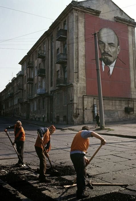 Odessa's workforce diligently engaged in their daily tasks, showcasing the city's industrious spirit. Odessa's workforce diligently engaged in their daily tasks, showcasing the city's industrious spirit.