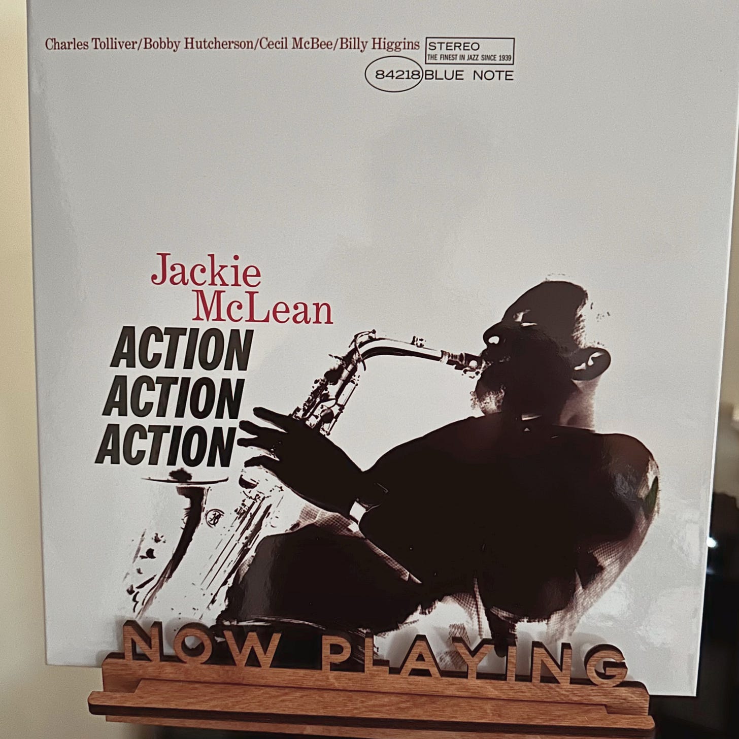 Good Vibrations With Bobby Hutcherson - by Syd Schwartz
