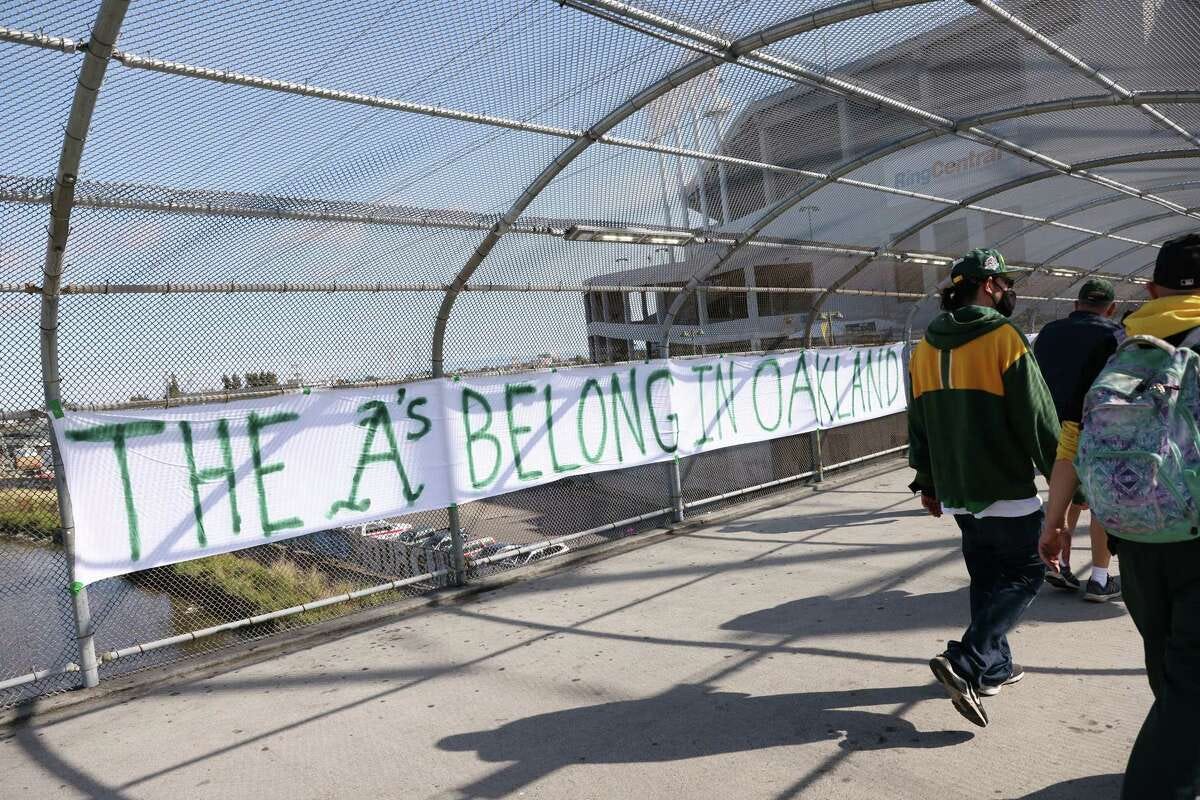 MLB Commissioner Manfred blames Oakland for losing A's to Las Vegas MLB Commissioner Manfred blames Oakland for losing A's to Las Vegas