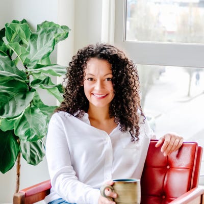 106. Talk Dying to Me: Lauren Daley, MD