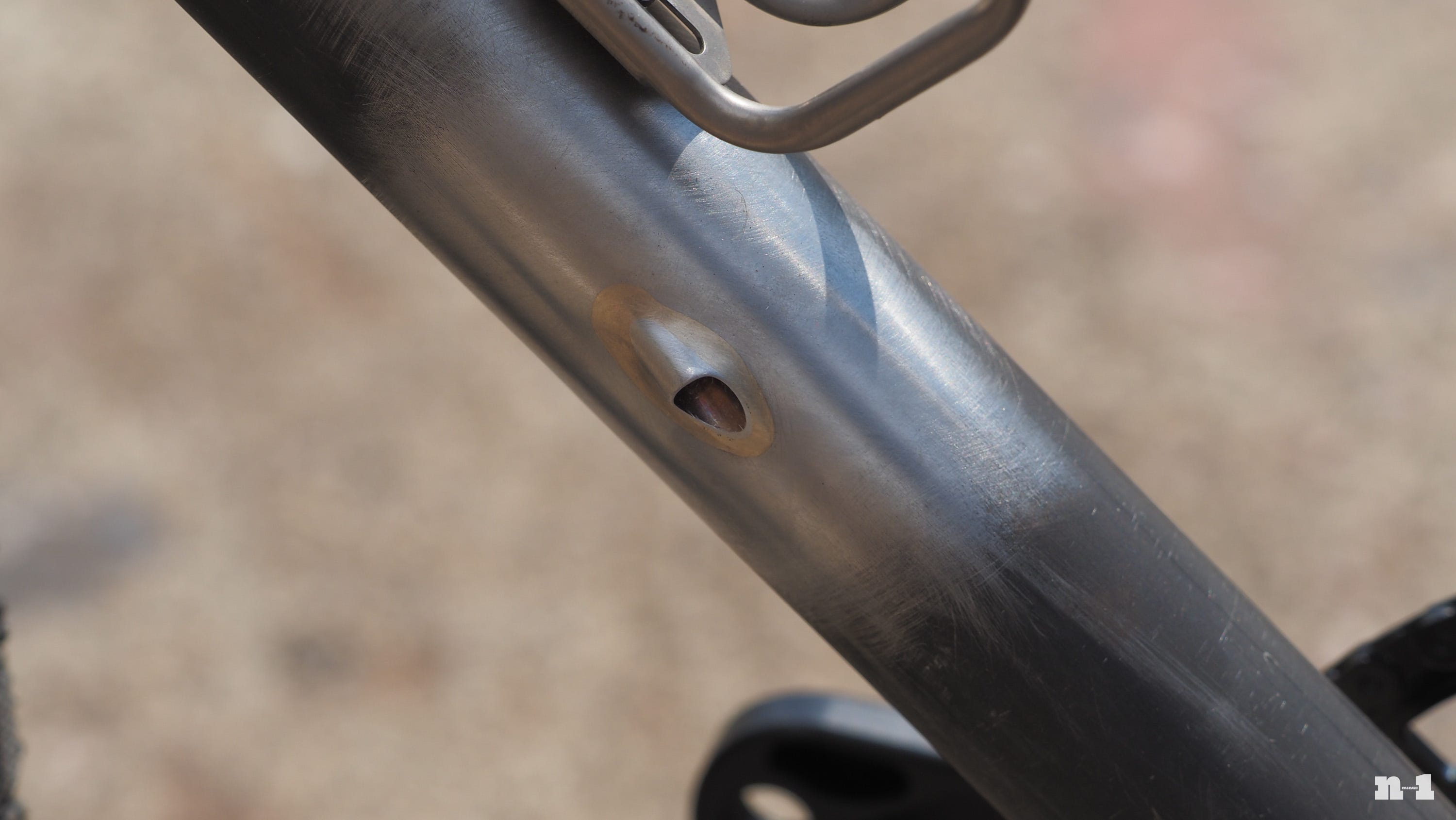 Schön Design Mike Garrigan gravel bike hose guide