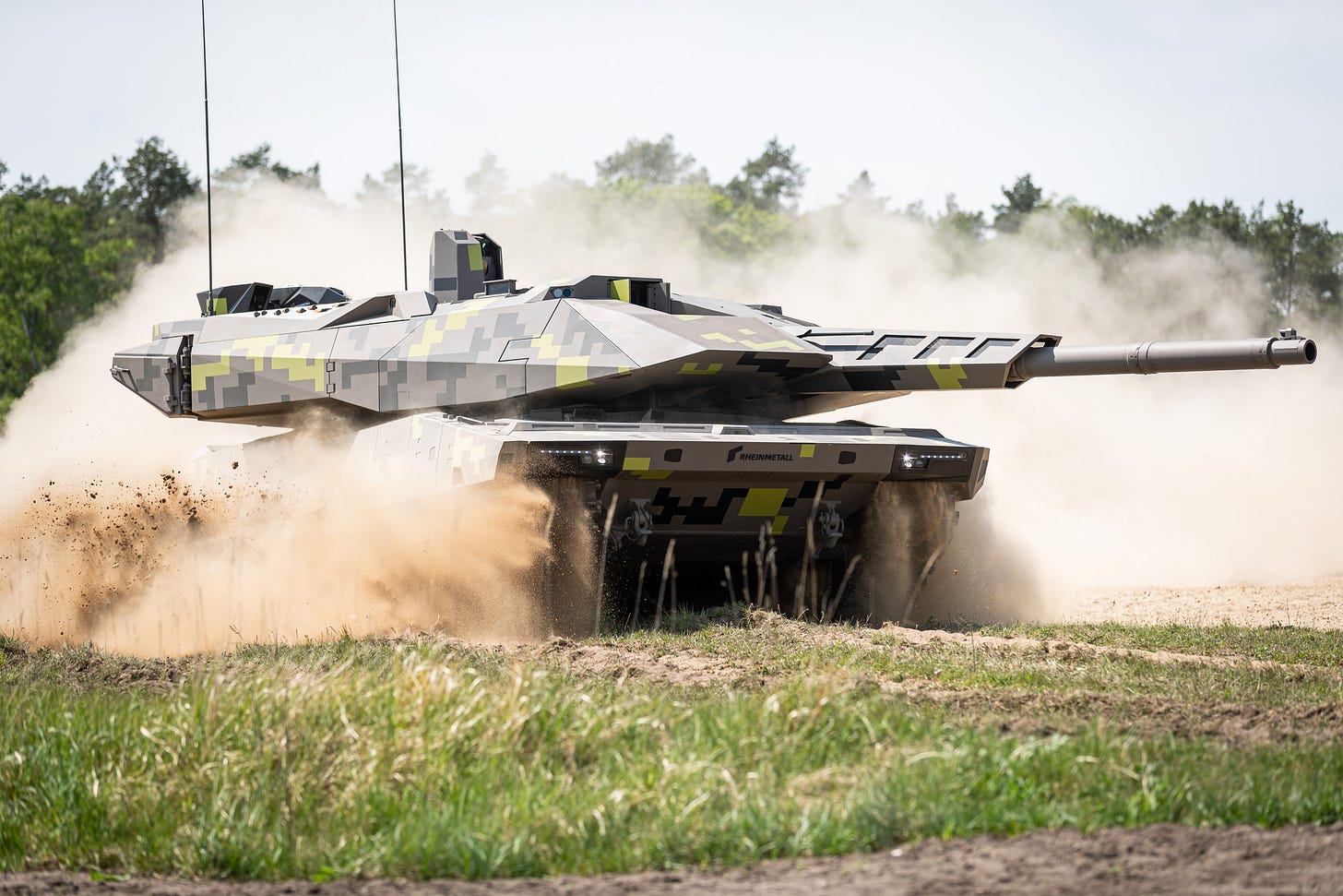 Rheinmetall kf51 dynamisch hohe aufloesung 1XII0825 Rheinmetall kf51 dynamisch hohe aufloesung 1XII0825