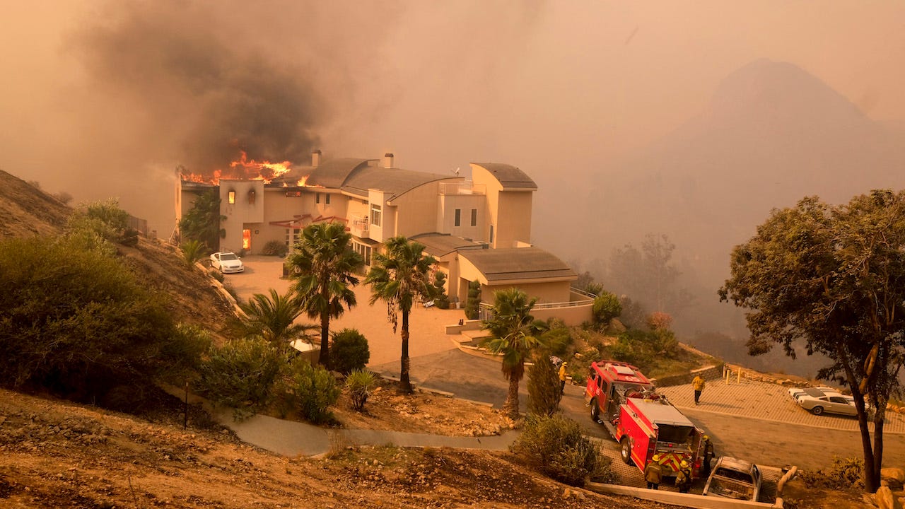 PHOTOS: Southern California wildfires burn in Malibu, Agoura Hills - ABC7 Los Angeles PHOTOS: Southern California wildfires burn in Malibu, Agoura Hills - ABC7 Los Angeles