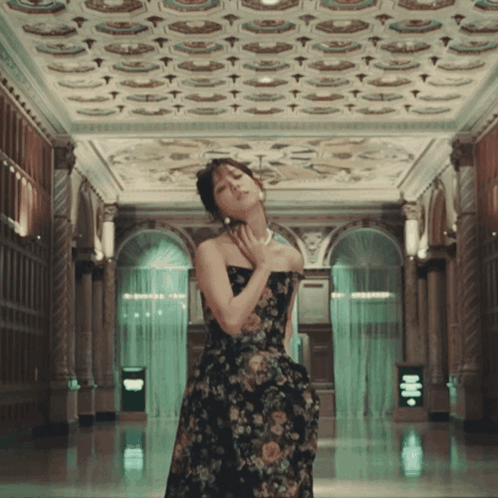 Jisoo Flower GIF - Jisoo Flower Blackpink GIFs