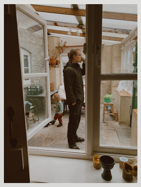 Some first impressions, more personal insights on parenting, living with ritual and pictures in upcoming paid posts.