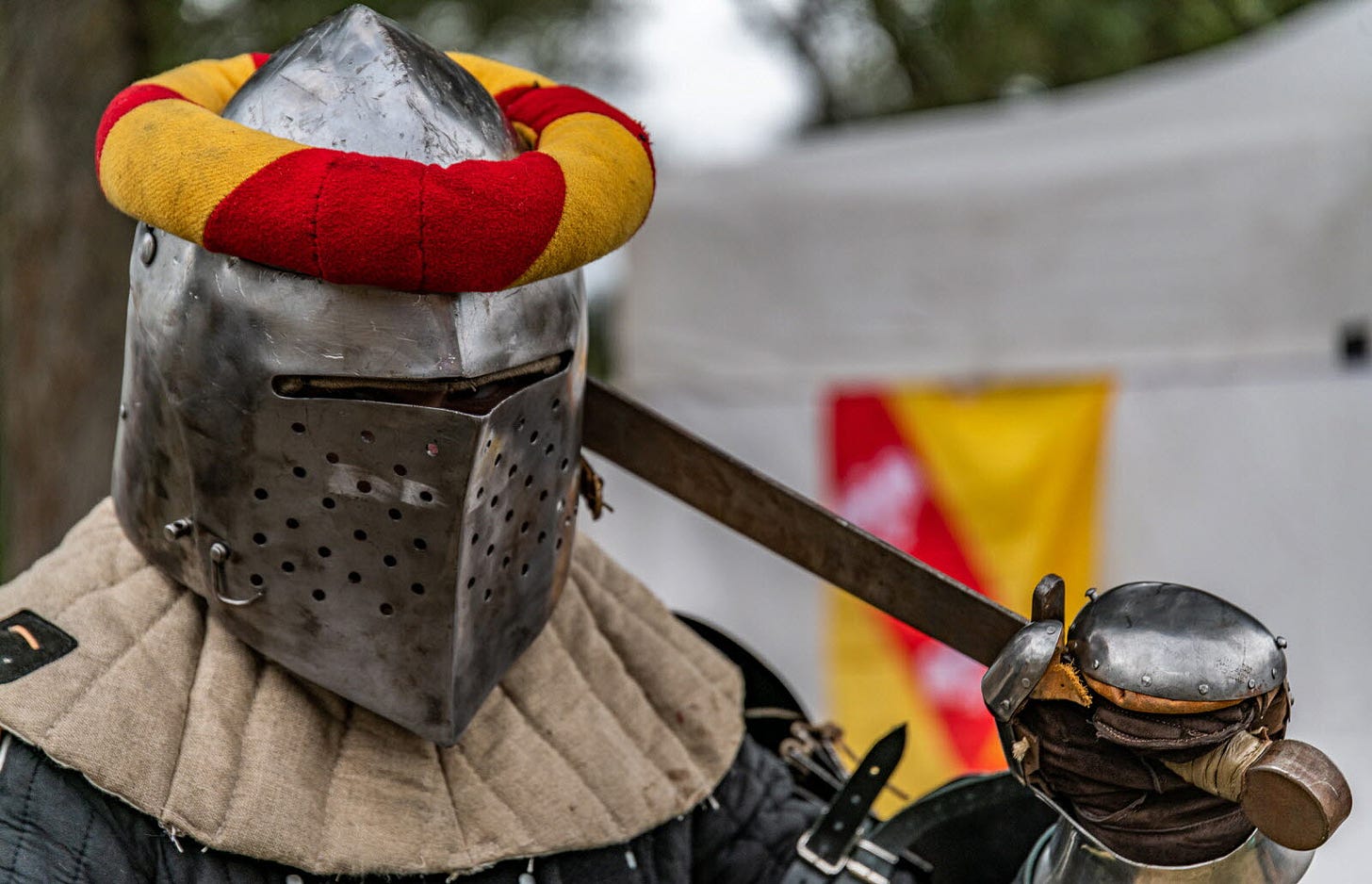 On a testé pour vous.... Le béhourd, full-contact médiéval en armure, avec  Lotharii Regnum, près de Metz (57)