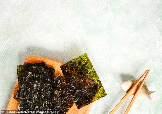 Microplastics become trapped on the surface of seaweed, clinging to its tiny crevices and fibers