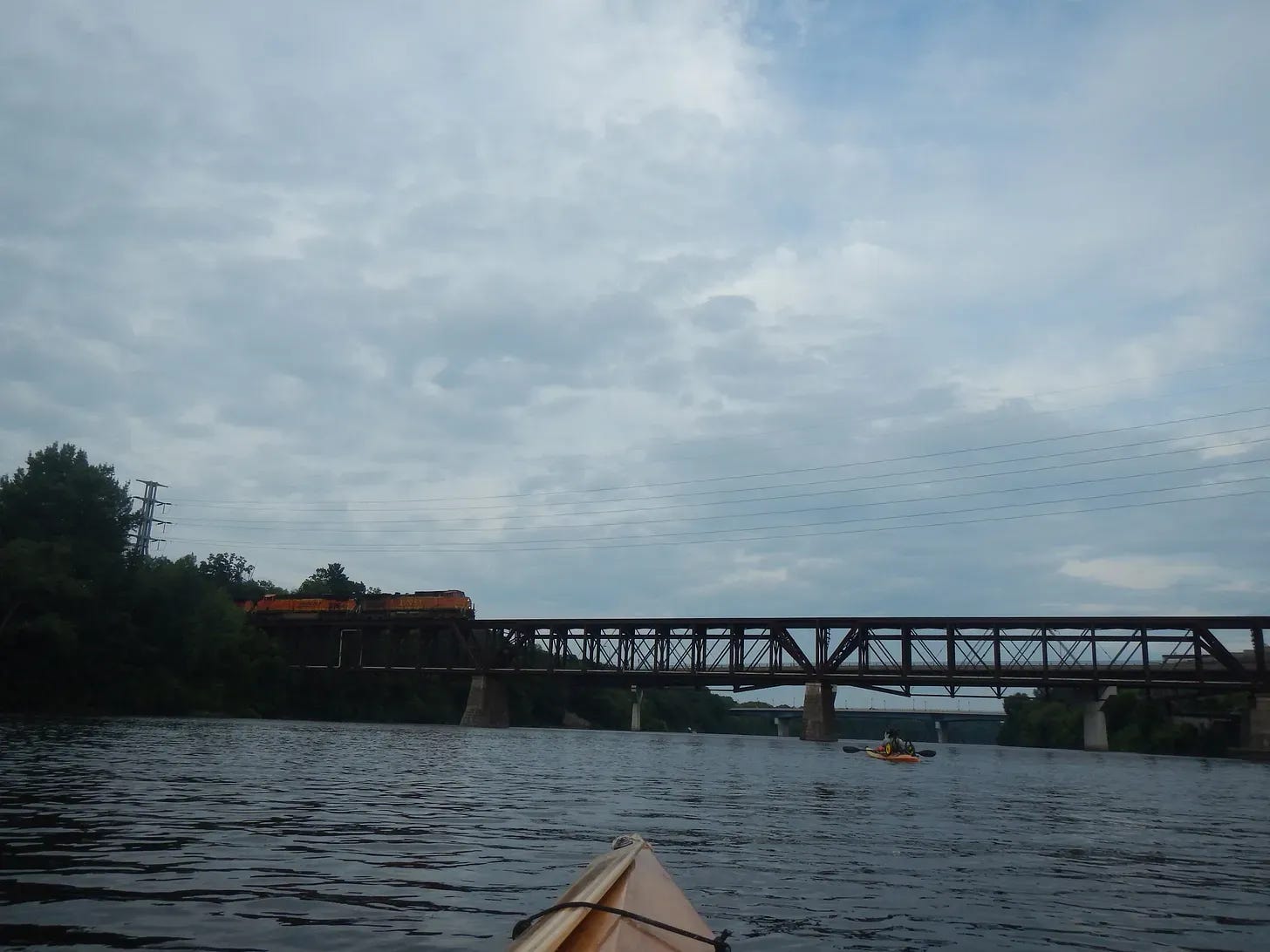 Does train is choo choo?