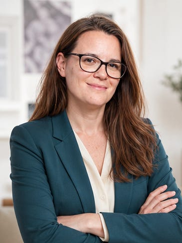 Headshot of Dr Mica, Swiss Army Mum Headshot of Dr Mica, Swiss Army Mum