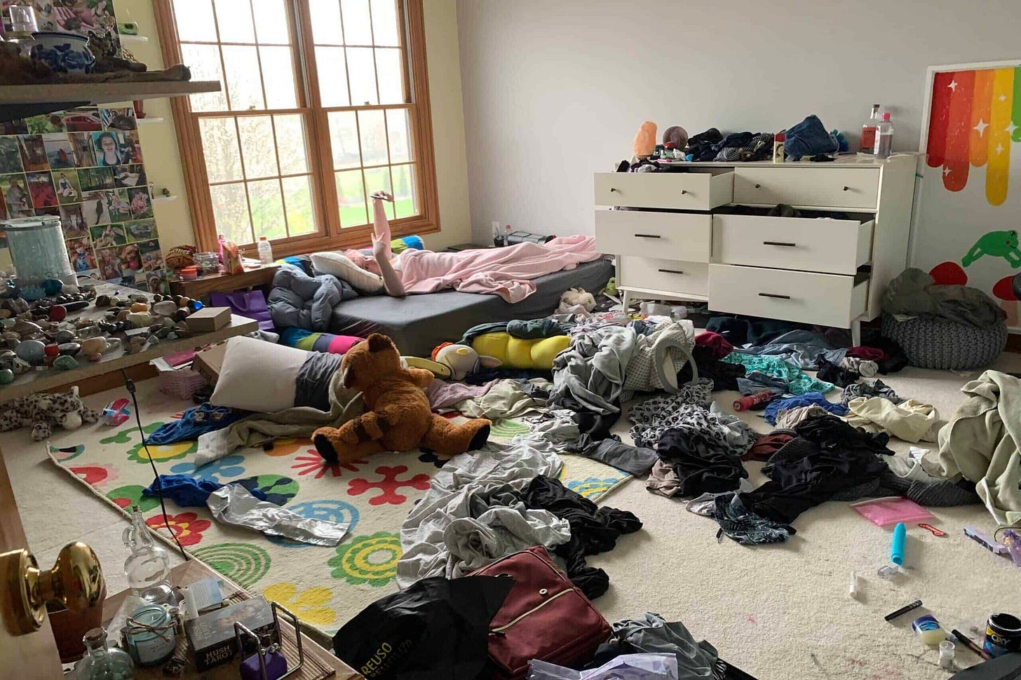 Why is my room always messy? Tips &amp; Tricks - Junk Brothers