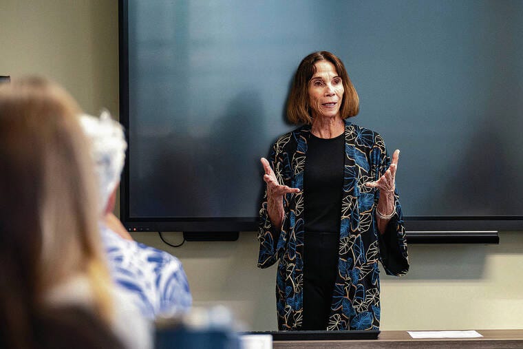 MENGSHIN LIN / SPECIAL TO THE STAR-ADVERTISER
                                Tracey Wiltgen, executive director of the Mediation Center of the Pacific, led a discussion Thursday during the center’s advanced mediation training in Honolulu. Most of the cases handled by the center are referred by a judge as a way to avoid court-ordered eviction, Wiltgen said.