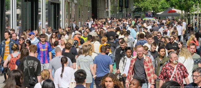 Germany: Immigrants made up over 18% of 2022 population - InfoMigrants
