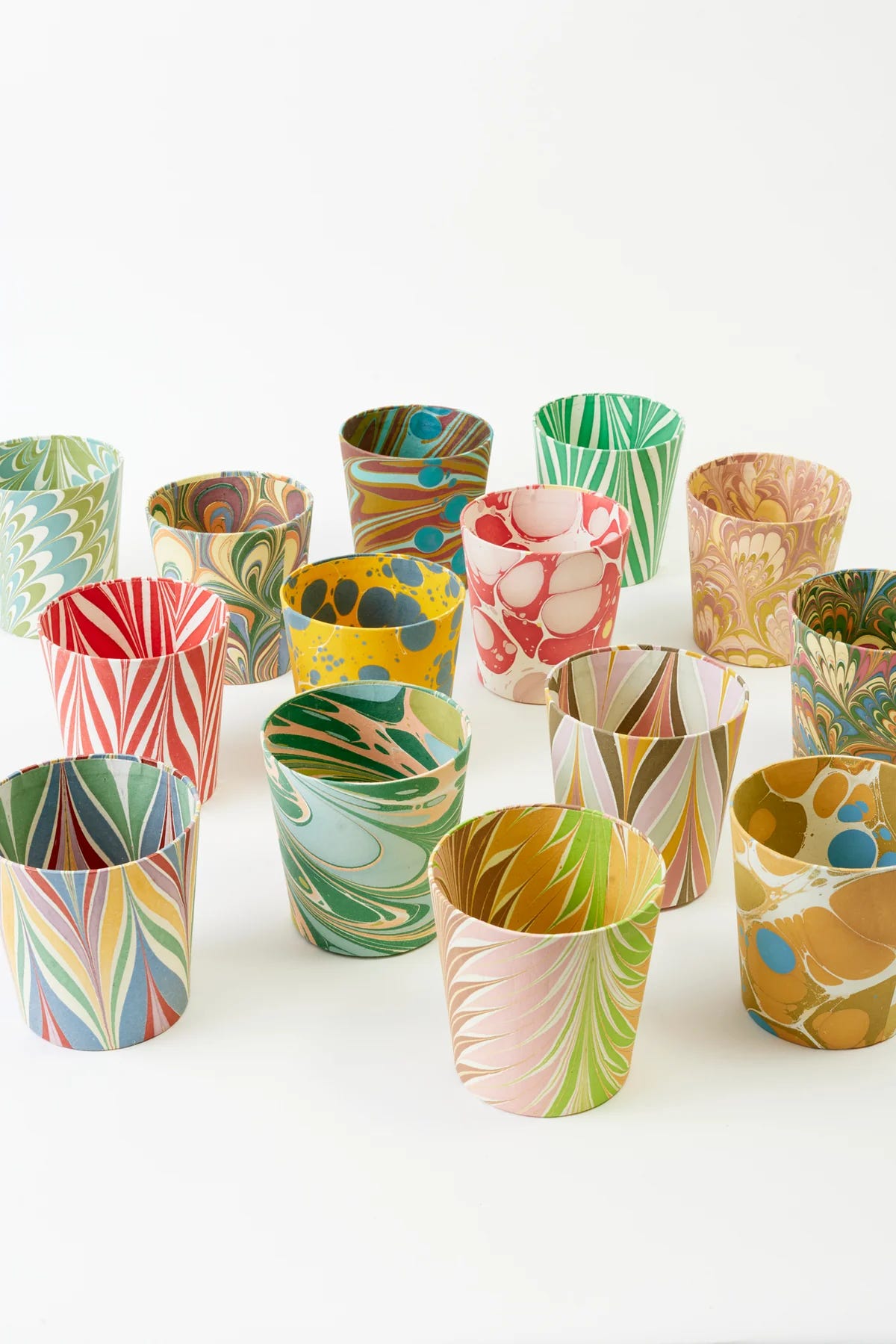Marbled paper cache pot